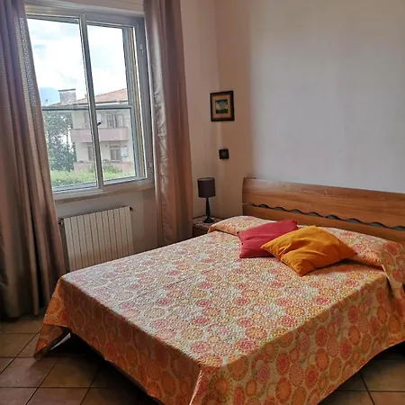 Sabina Rosignano Castiglioncello *